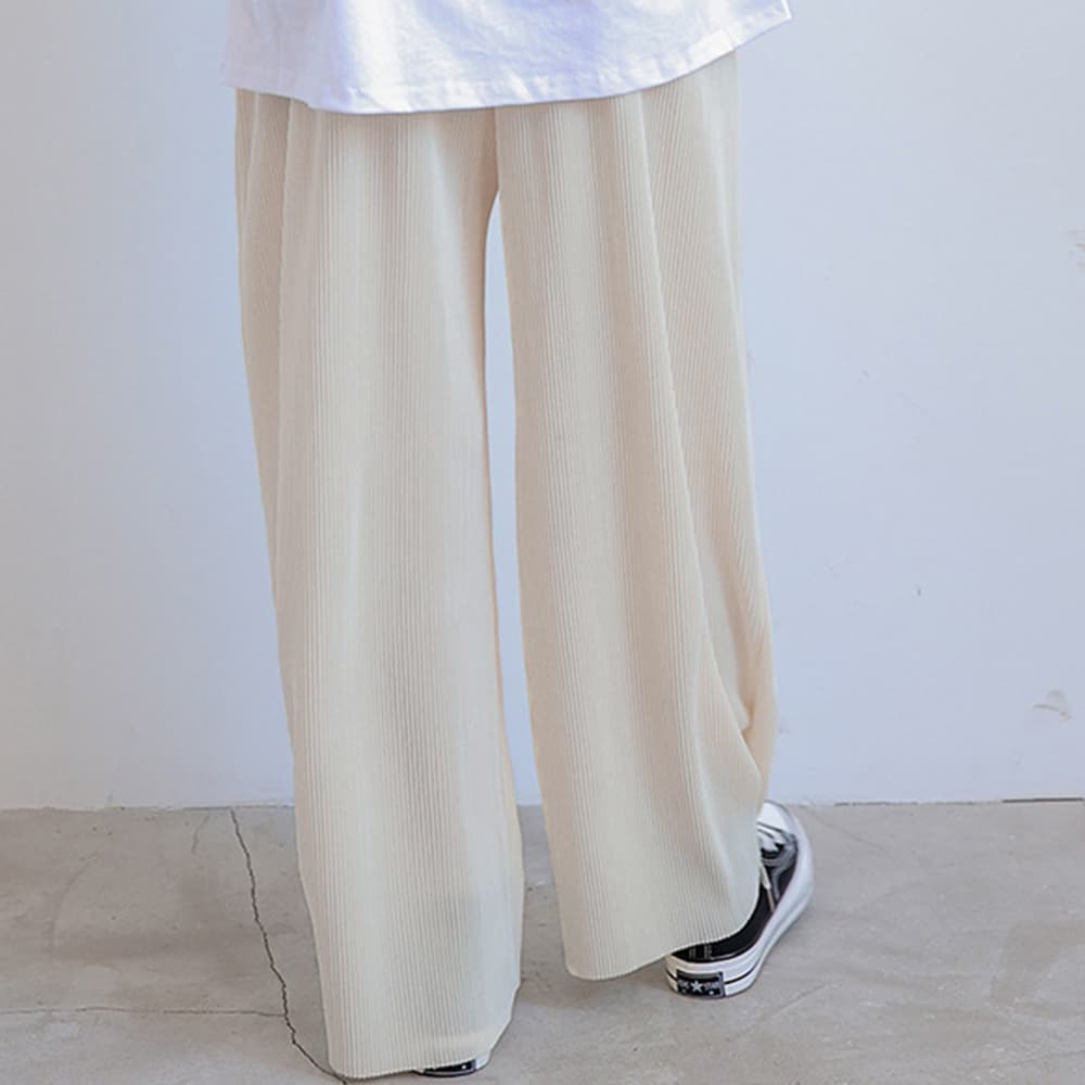  バギーパンツ プリーツ加工ゆったりバギーパンツ