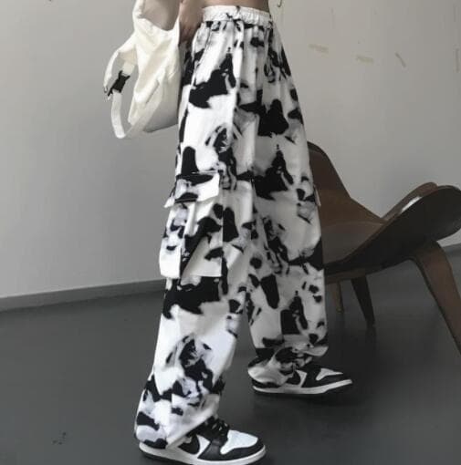  バギーパンツ 牛柄スウェットワイドパンツ絞り染風カジュアルボトムス