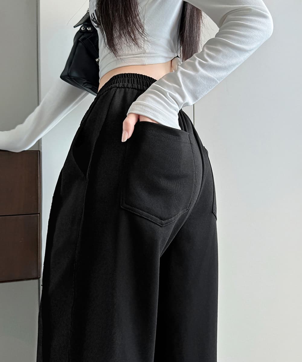 バギーパンツ ゆったりワイドスウェットパンツ 裾ドローコード付き
